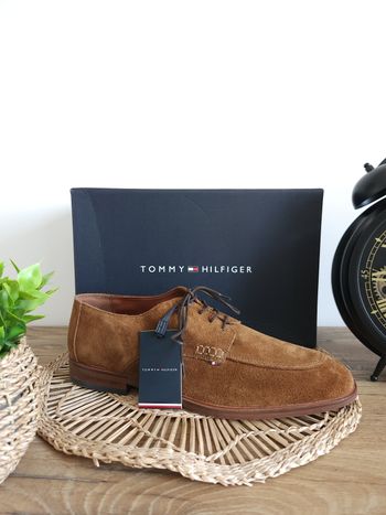 Derbies à lacets en daim Marron Tommy Hilfiger Pointure 46