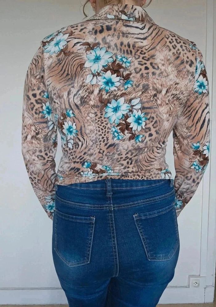 Magnifique blouse imprimé animal et fleurs - photo numéro 4