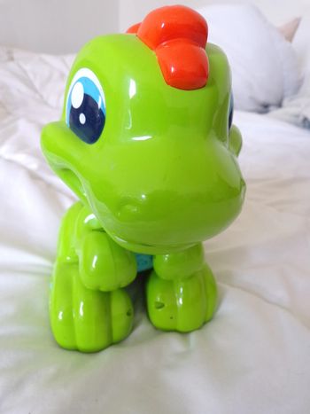 Jouet 1er age parlant Baby Clementoni