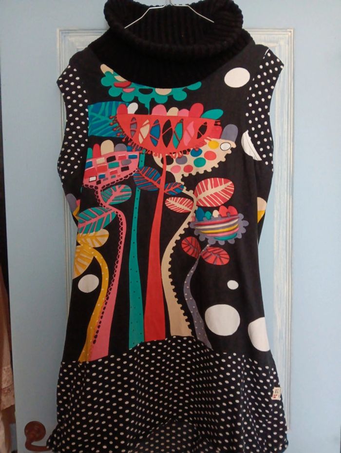 Robe très colorée et original