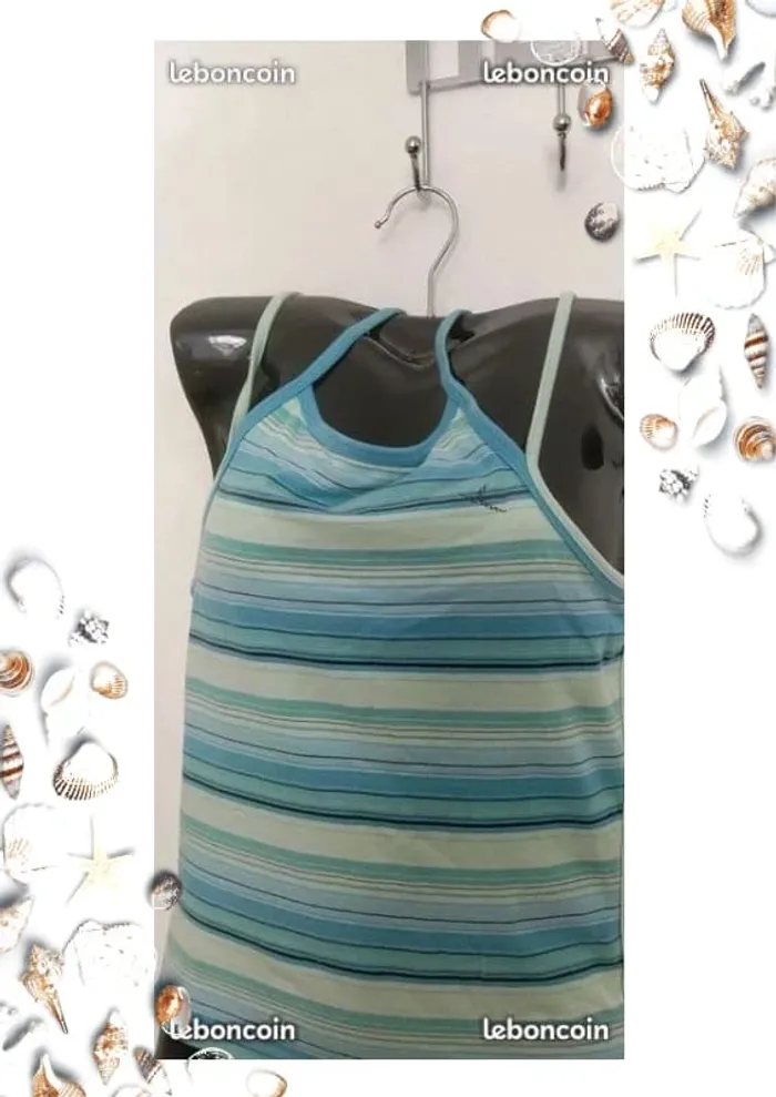 Débardeur rayé plusieurs vert et bleue Decathlon taille 38 avec brassière intégrée