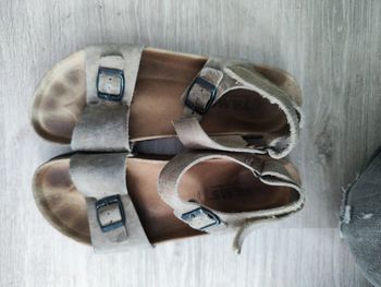 Sandales tams