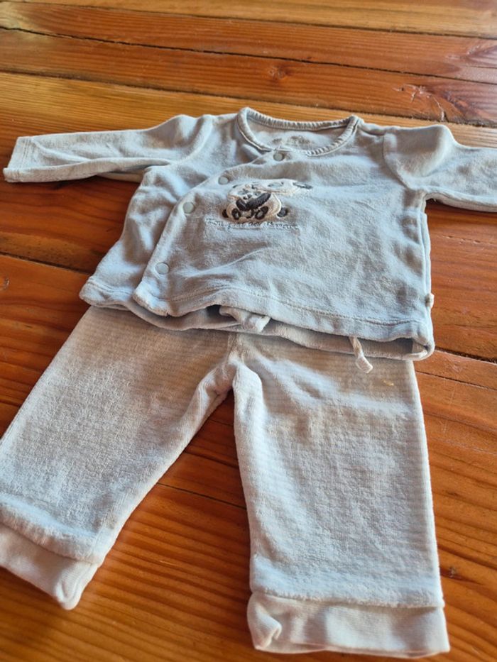 Ensemble de pyjama deux pièces - photo numéro 2