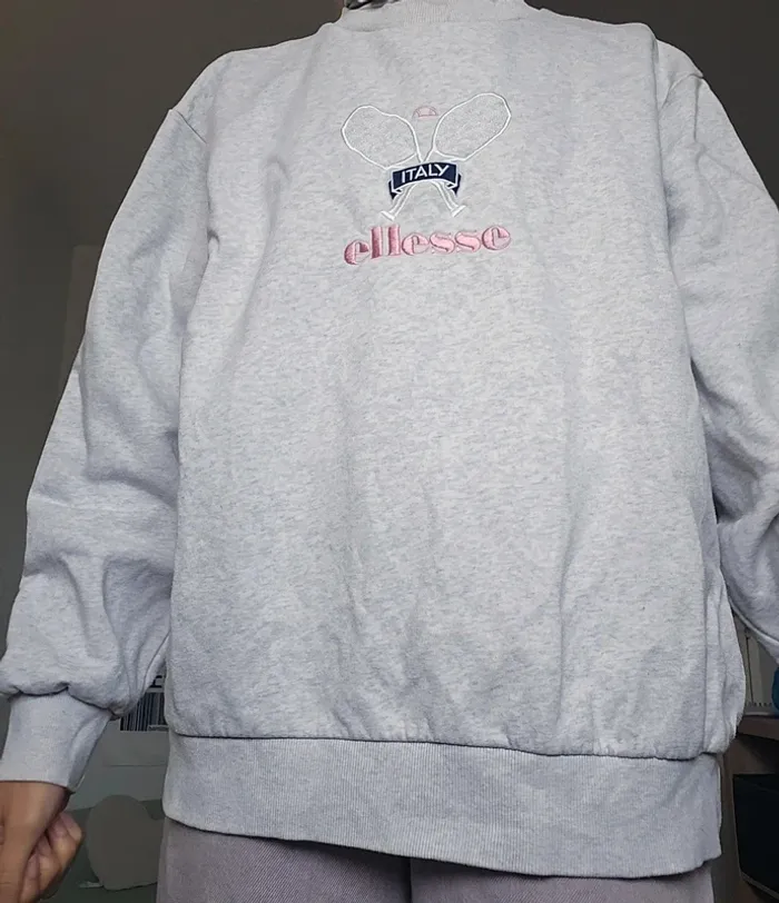 Sweat gris ellesse brodé gris chiné taille 36 bon état - photo numéro 5