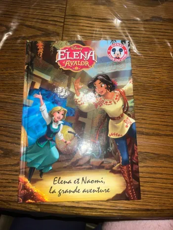 Livre pour enfants Disney club du livre Elena d avalor