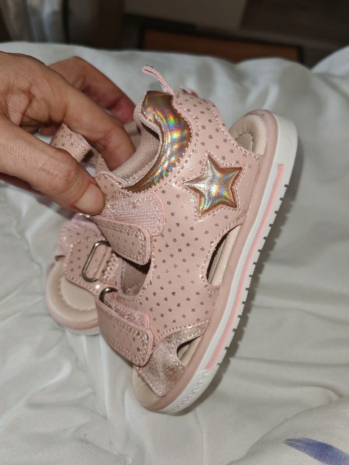 Sandales 23 - photo numéro 2