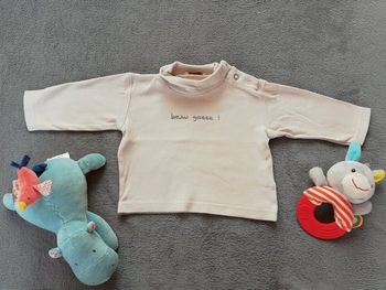 Tee shirt