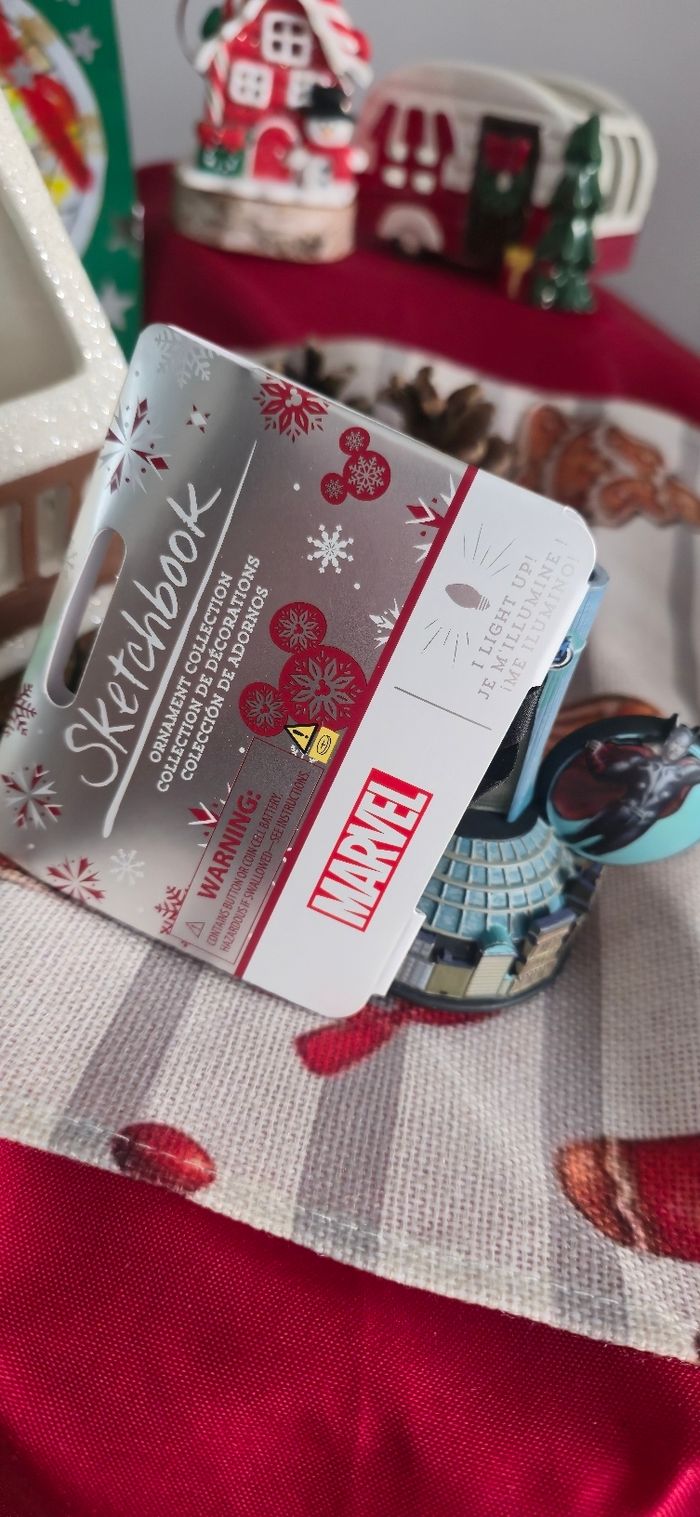 Ornement Marvel Disney Store - photo numéro 3