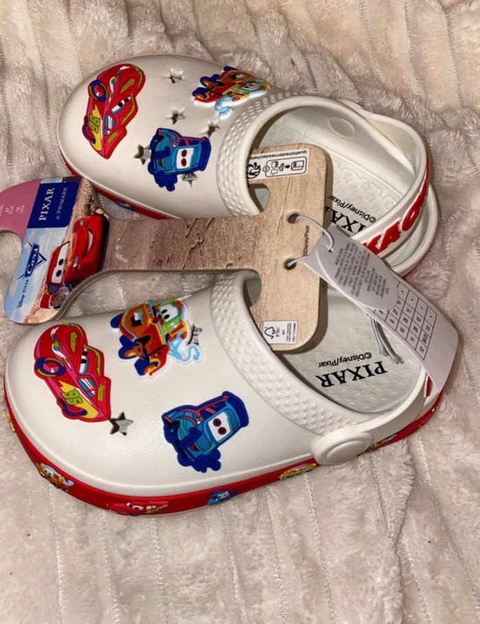 Sabot crocs cars pixar flash mcqueen T27 - photo numéro 3