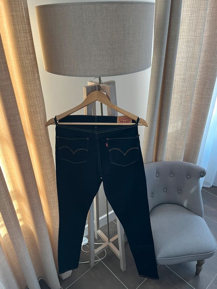 Jean Levi’s femme taille 27 neuf. - photo numéro 2