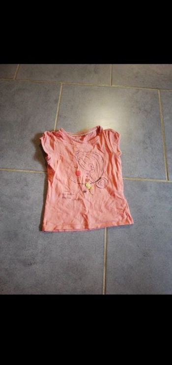 T-shirts