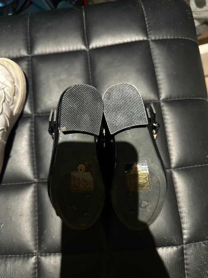 Chaussures de cérémonie avec petits talons - photo numéro 2