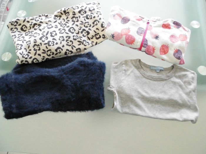 Lot de 6 vêtements fille 4ans Catimini, Puma, etc... - photo numéro 2
