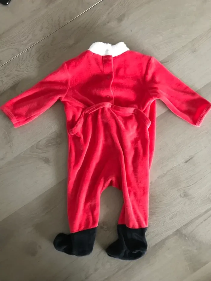 Dors bien en velours père Noël 6 mois - photo numéro 2