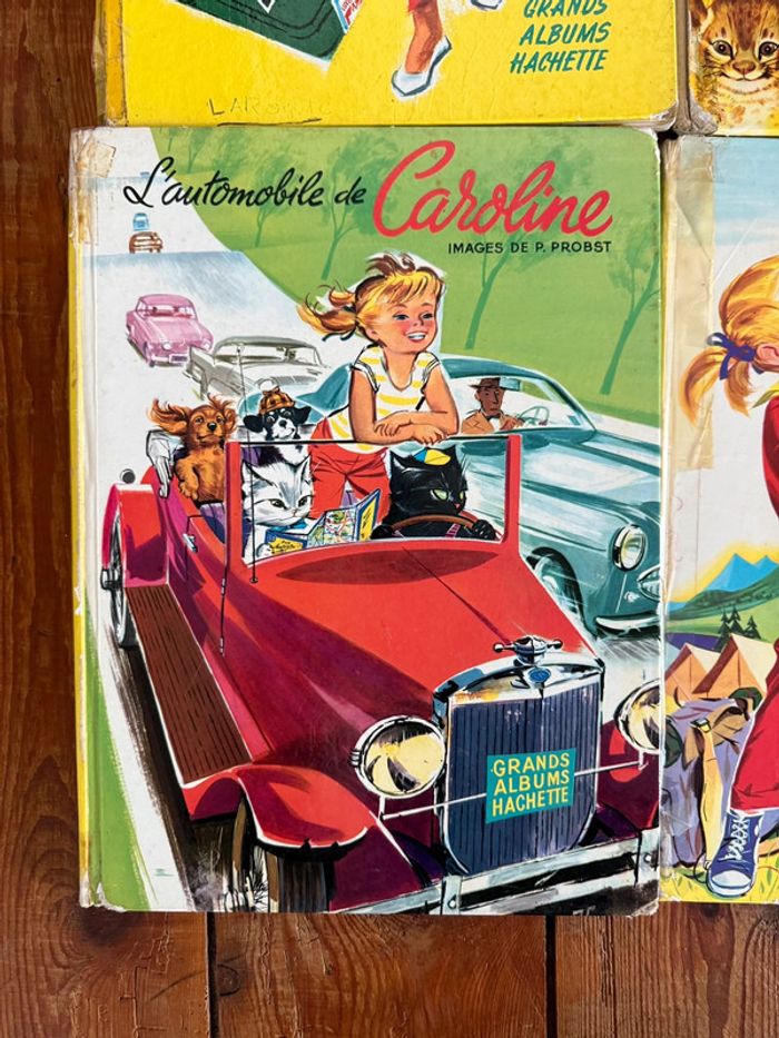 Livres Caroline anciens état satisfaisant - 4 grands albums Hachette première édition - photo numéro 3