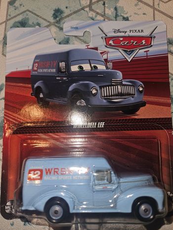 Voiture cars disney mattel metal neuf cars disney pixar mattel