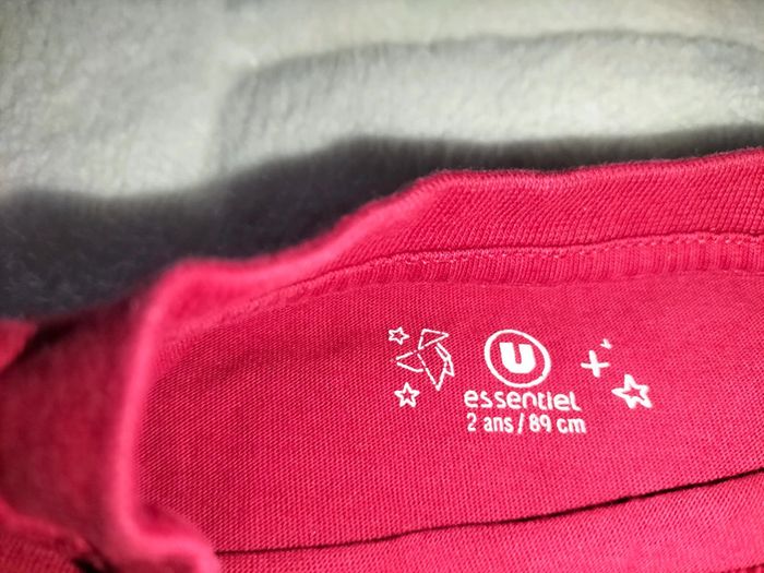 Maillot manches longues rouge u essentiel 2 ans - photo numéro 2