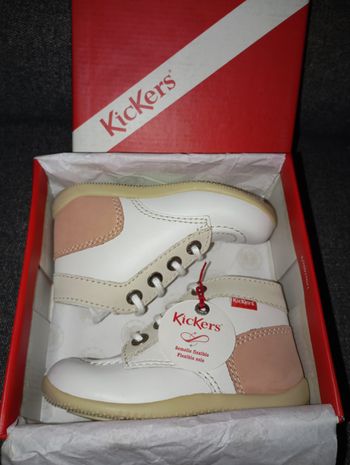 Kickers neuves pour fille en taille 24