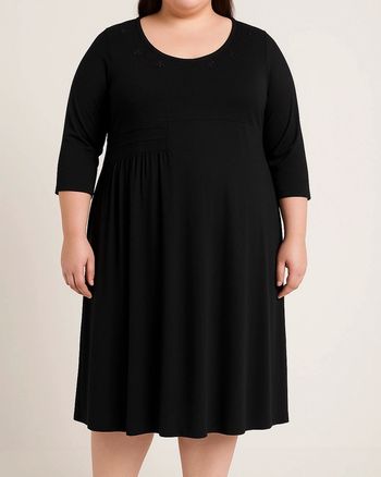 Jolie robe noire Taillissime taille 48