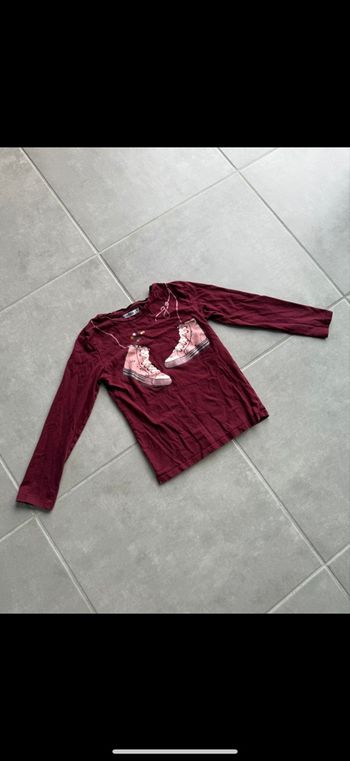 Tee shirt manches longues  8 ans