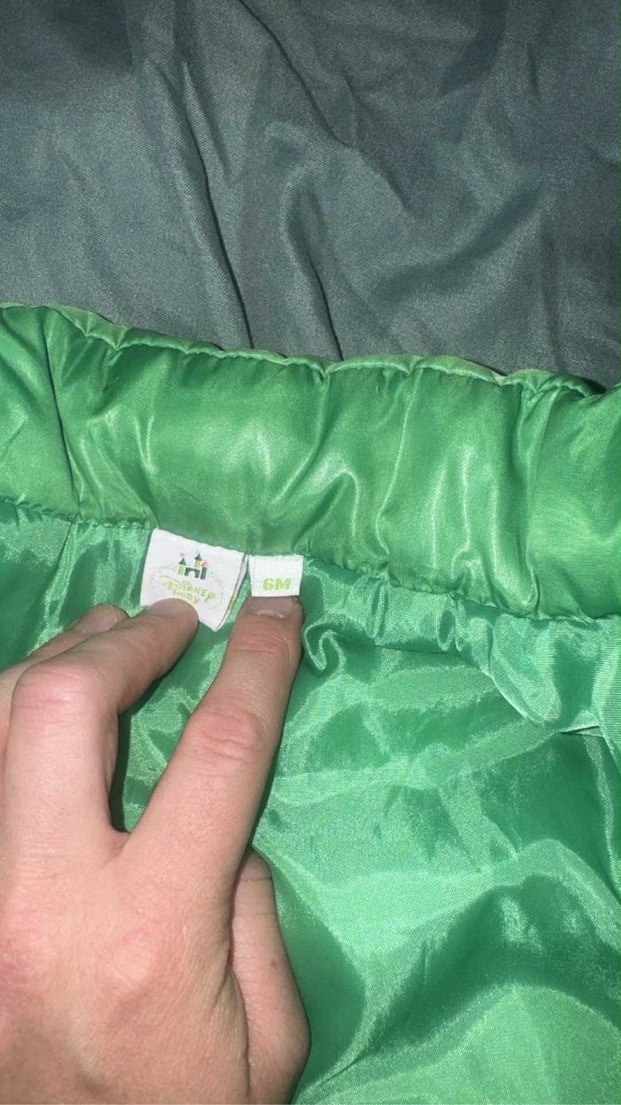 Veste verte proche du neuf Disney Mickey 6 mois - photo numéro 5