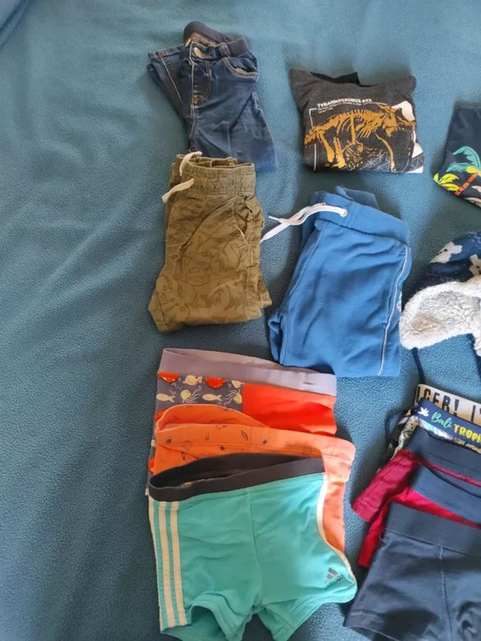 Lot vêtements garçon 3 ans - photo numéro 2