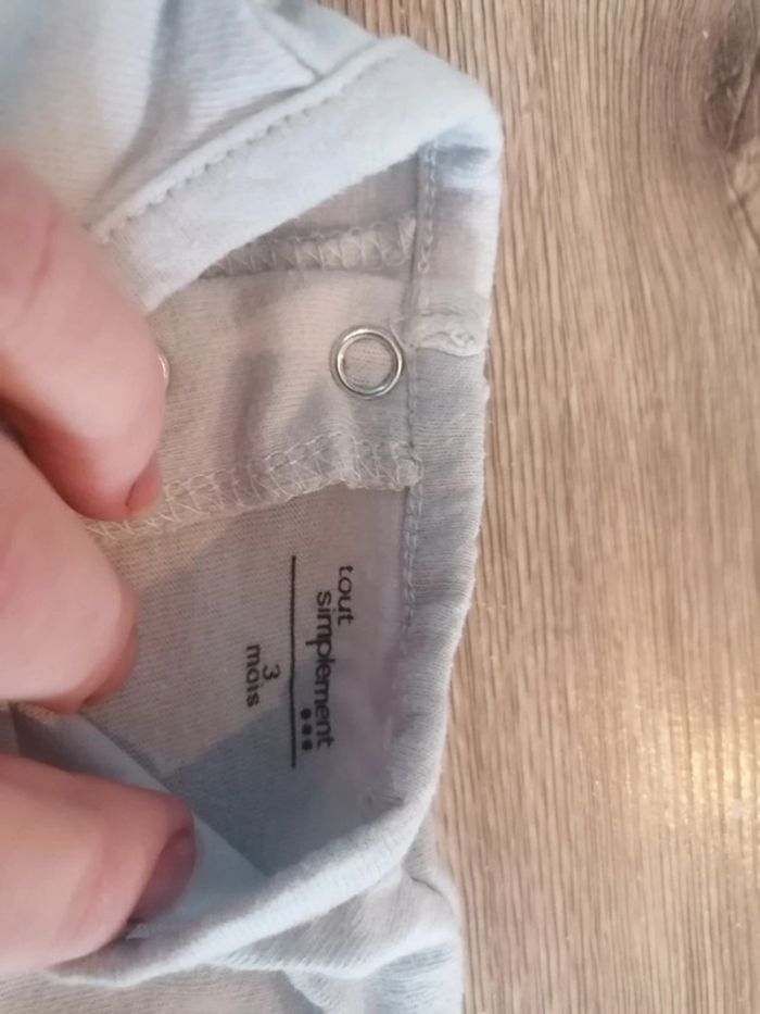 Tee shirt tout simplement - photo numéro 2