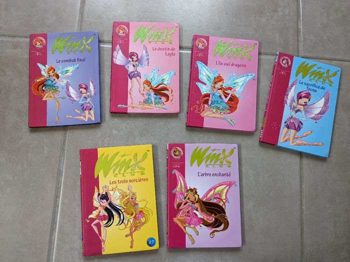 Lot 6 livres bibliothèque rose winx tomes 20 21 22 26 27 et 29