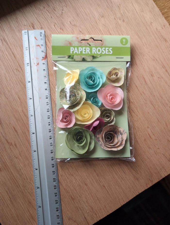 Lot roses papier