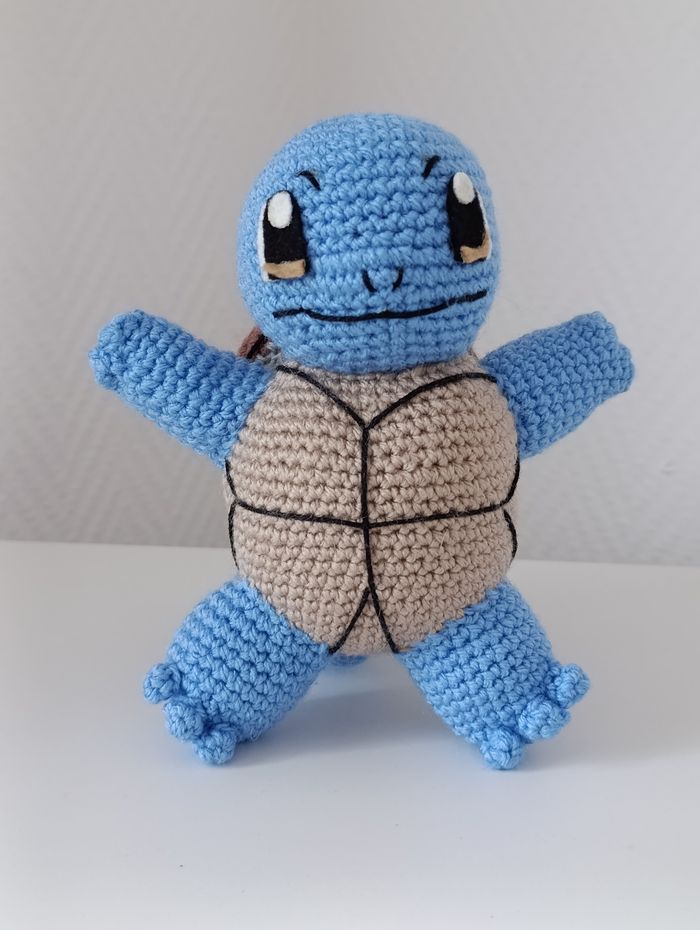 Magnifique Pokémon Carapuce fait main.