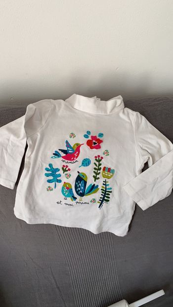 Sous pull doux oiseaux DPAM 12 mois . Excellent état