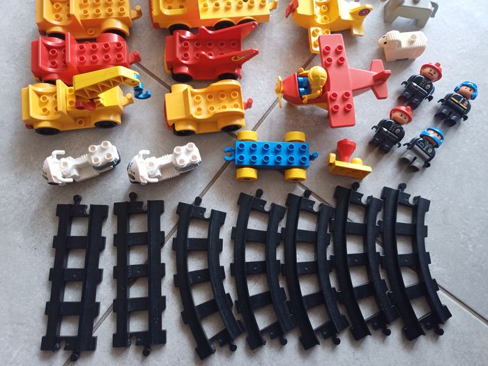 Gors lot ou à la pièce LEGO DUPLO surtout vintage ou plus récent - photo numéro 2