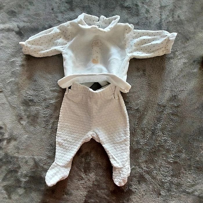 LOT deux pyjama bébé - photo numéro 3