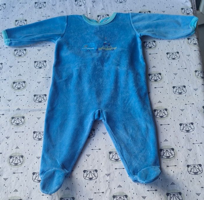Lot de pyjamas velours taille 6 mois - photo numéro 2