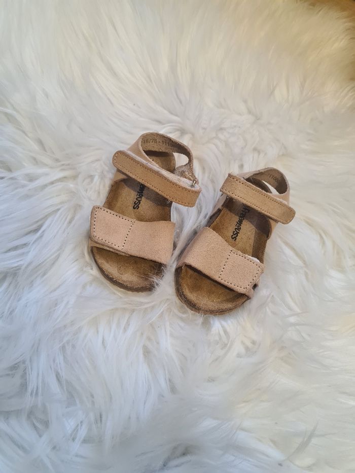 Sandales à scratch T18