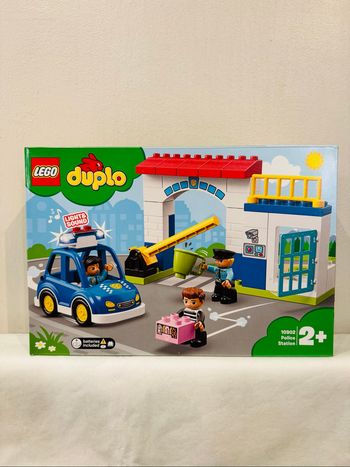 Lego duplo  Police Station + 2 ans 10902