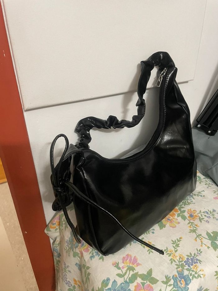 Sac à Épaule Plissé en Cuir Synthétique noir Doux pour Femme - photo numéro 3