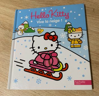 Hello Kitty vive la neige