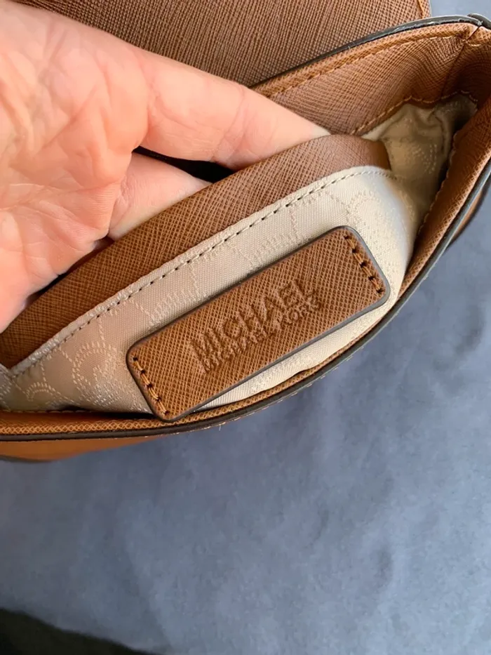 Sac en bandoulière Michael Kors marron - photo numéro 9