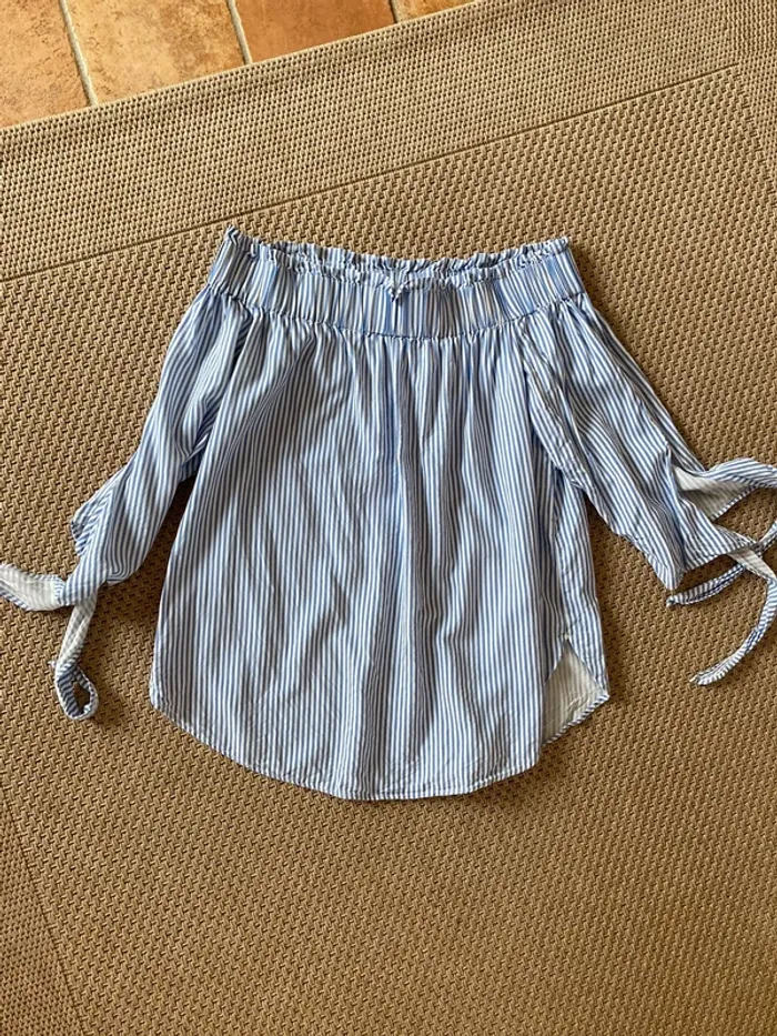 Blouse épaules dénudées