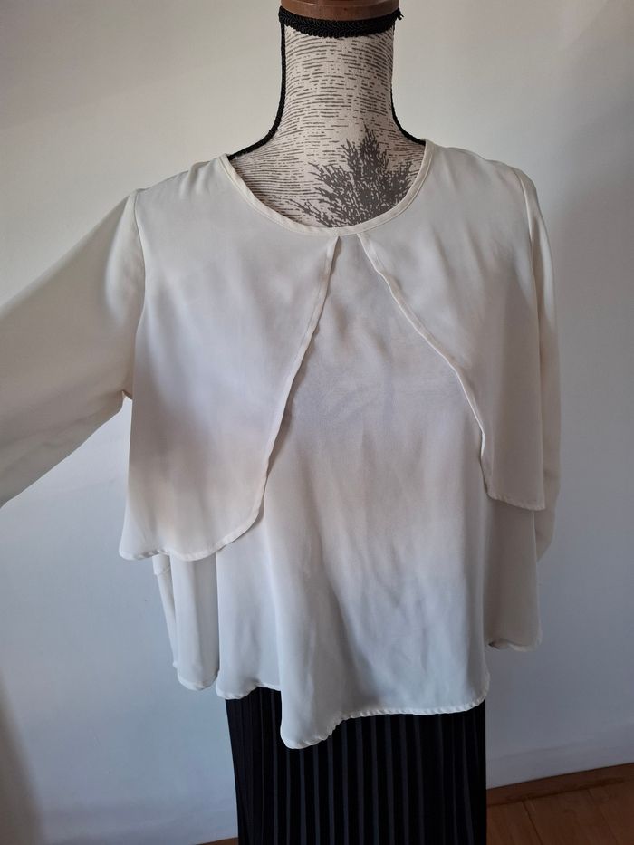Chemise, chemisier, blouse blanche - photo numéro 3