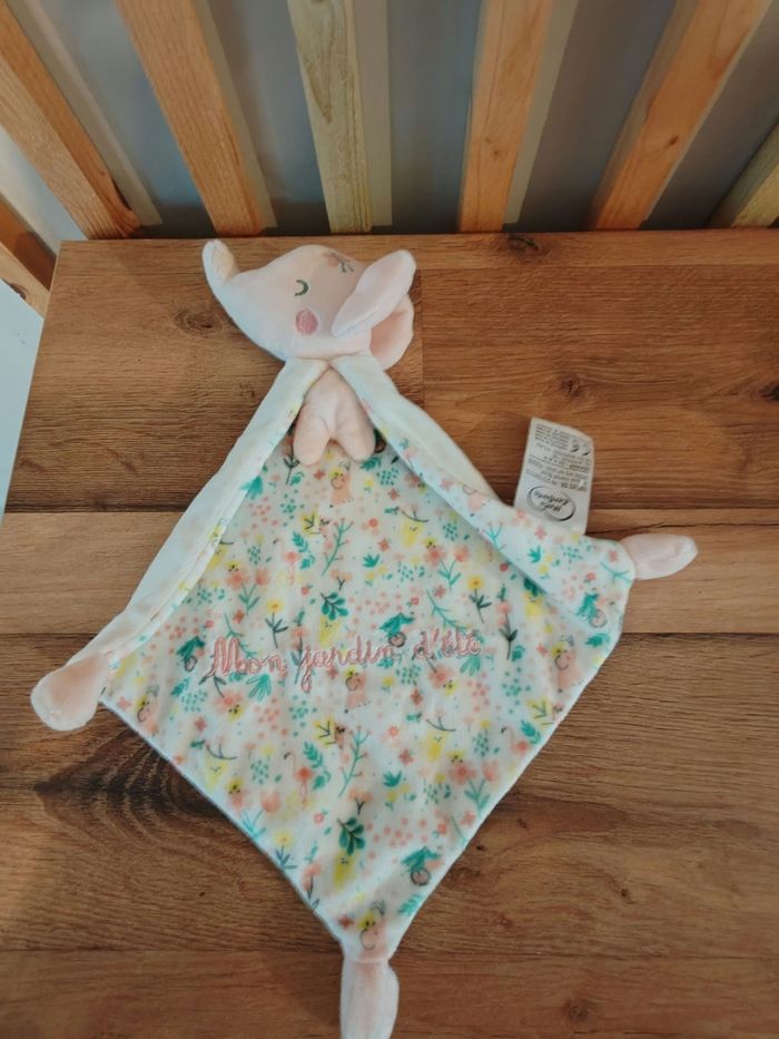 Elephant mots d enfants mon jardin d été