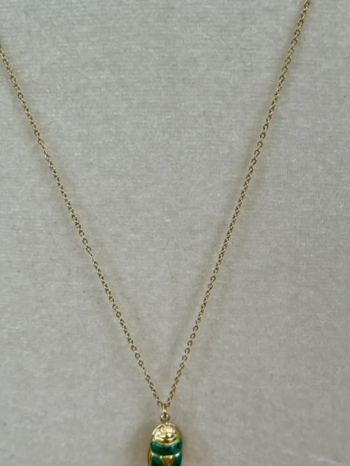 Collier chaîne acier inoxydable or réglable pendentif scarabée résine verte - photo numéro 2