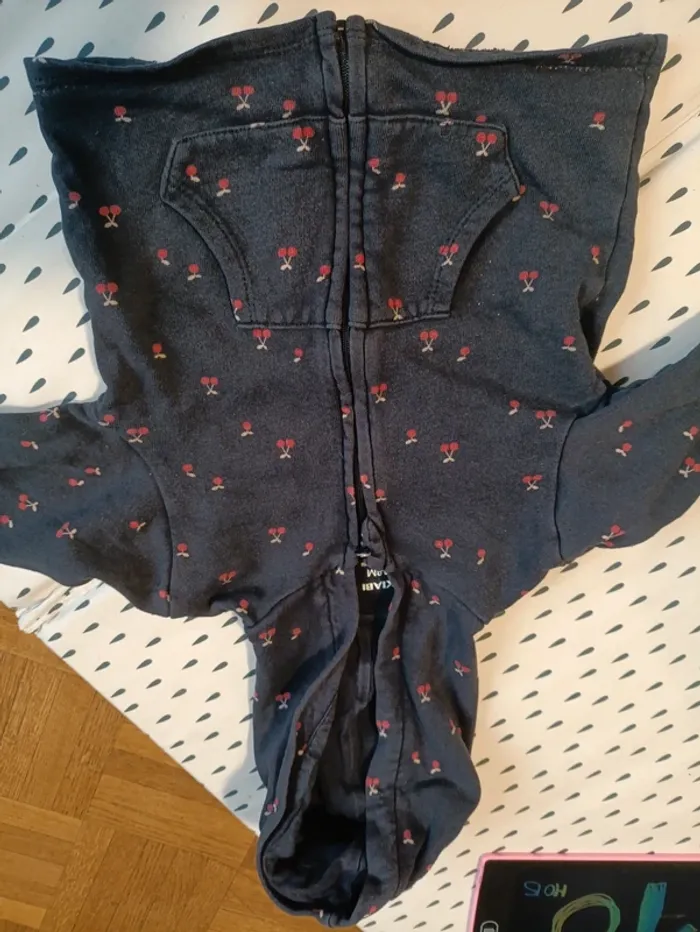 3 Gilets zippés avec capuche - photo numéro 2