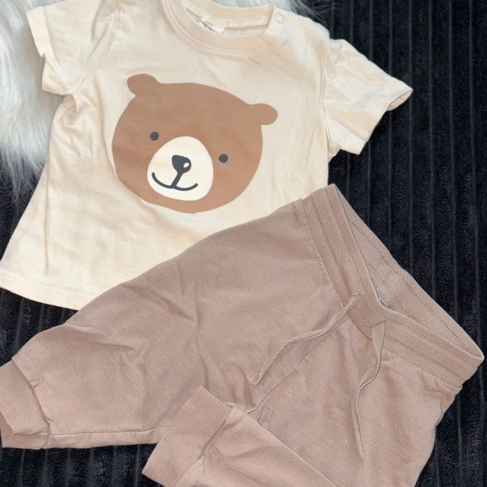 Ensemble t shirt + pantalon - photo numéro 2