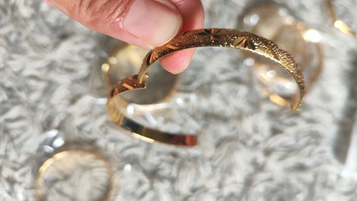Bracelet doré acier inoxydable - photo numéro 7