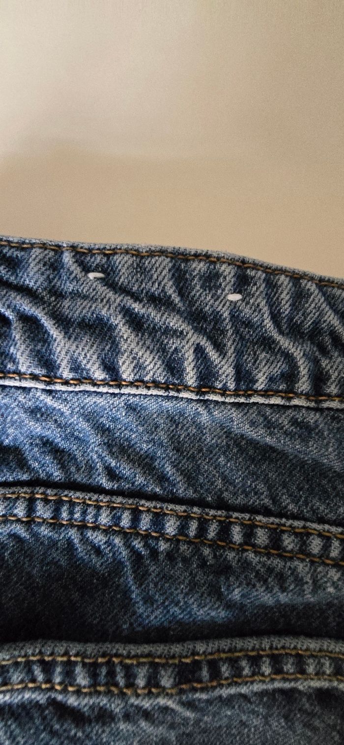 Jeans Jennyfer neuves taille 38 - photo numéro 2