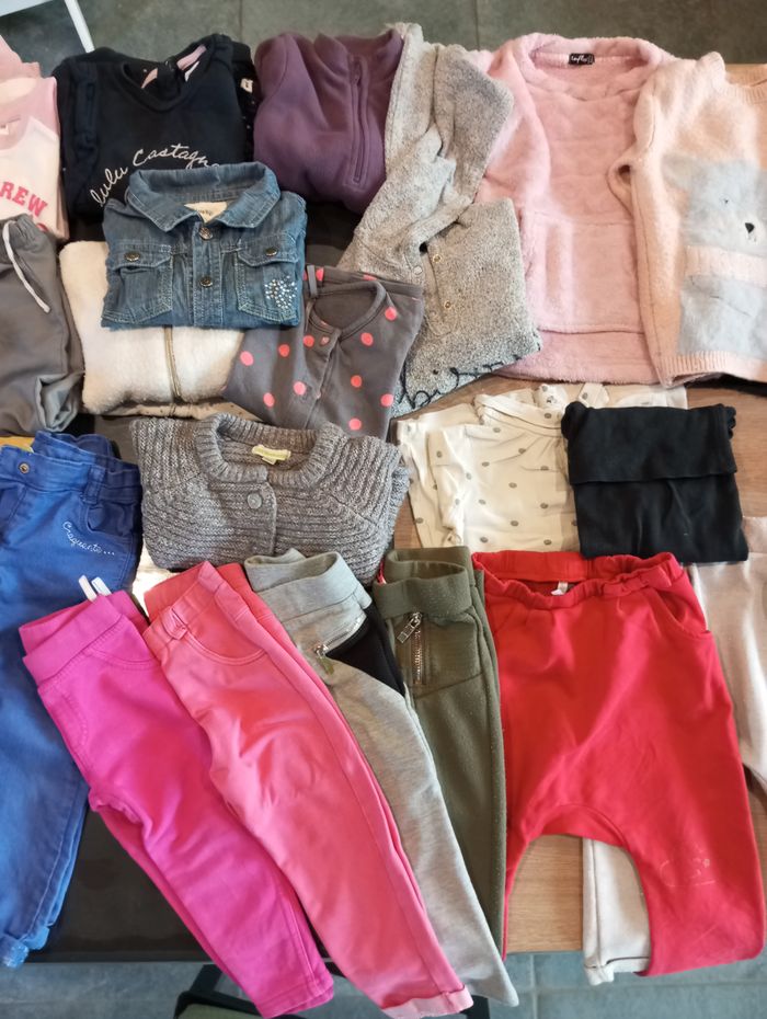 Lot vêtements fille 18mois-24mois - photo numéro 2