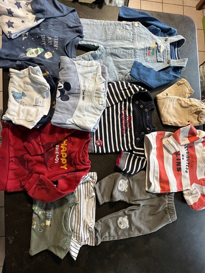 Lot vêtements - photo numéro 2