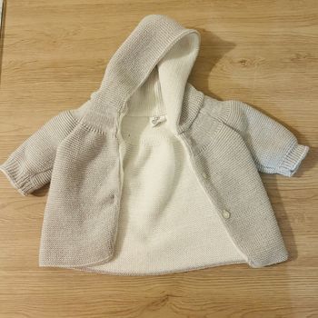 Vend gilet taille 0-1mois